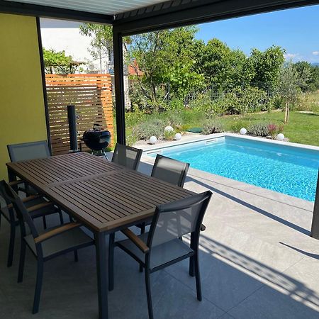 Holiday House Oljka Kobdilj 外观 照片